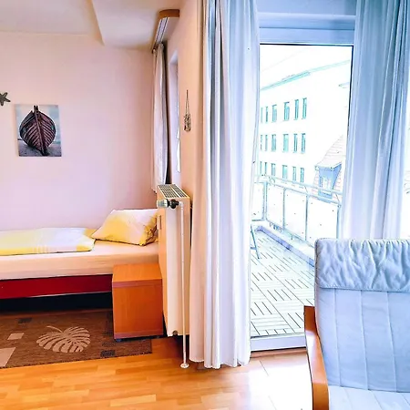 Apartment Sonnige Mit Balkon Im Zentrum *